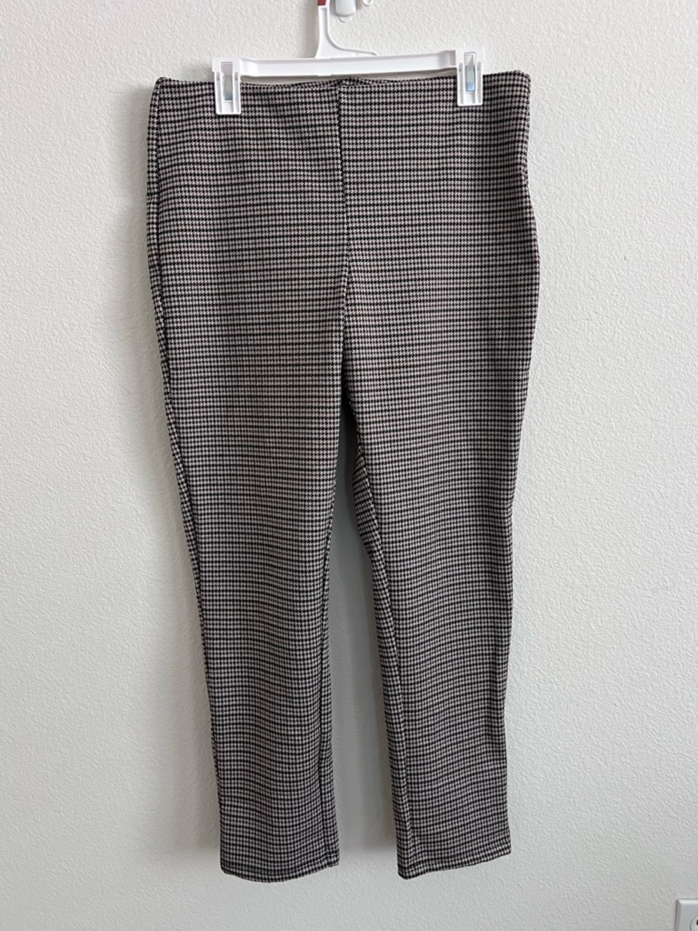 H&M Black & White Houndstooth Skinny Ponte Pants